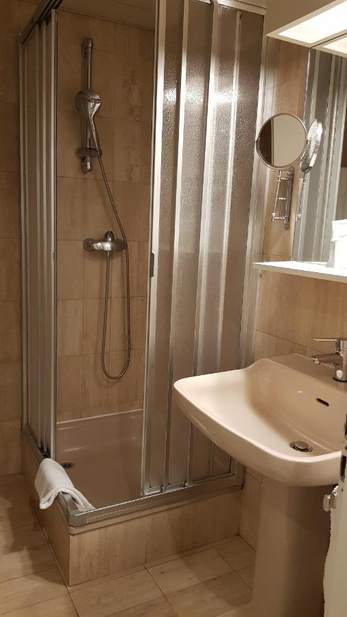 Hotel Century Женева Екстериор снимка